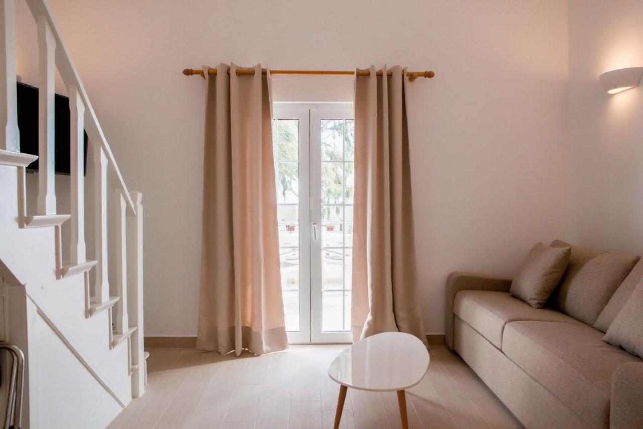 Gervi Suites ฟิรา ภายนอก รูปภาพ
